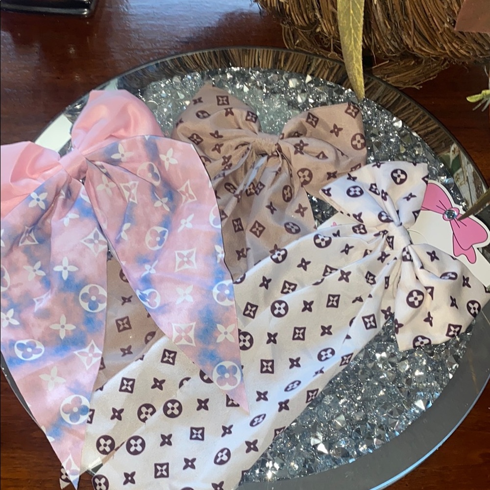 Pink and Tan Hair Accessories Set with Monogram Print bundle 3